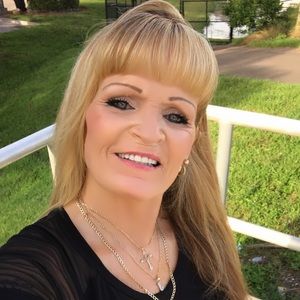 Meet your Posher, Terri